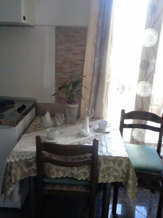 Delux Apartments Vele Split Dış mekan fotoğraf